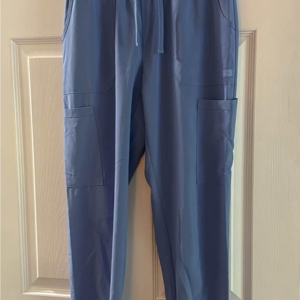 Women’s jogger Dickies scrub pants